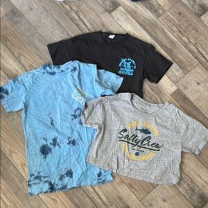 Bundle of 3 T-Shirts - Salty Crew & Cayman Islands - S